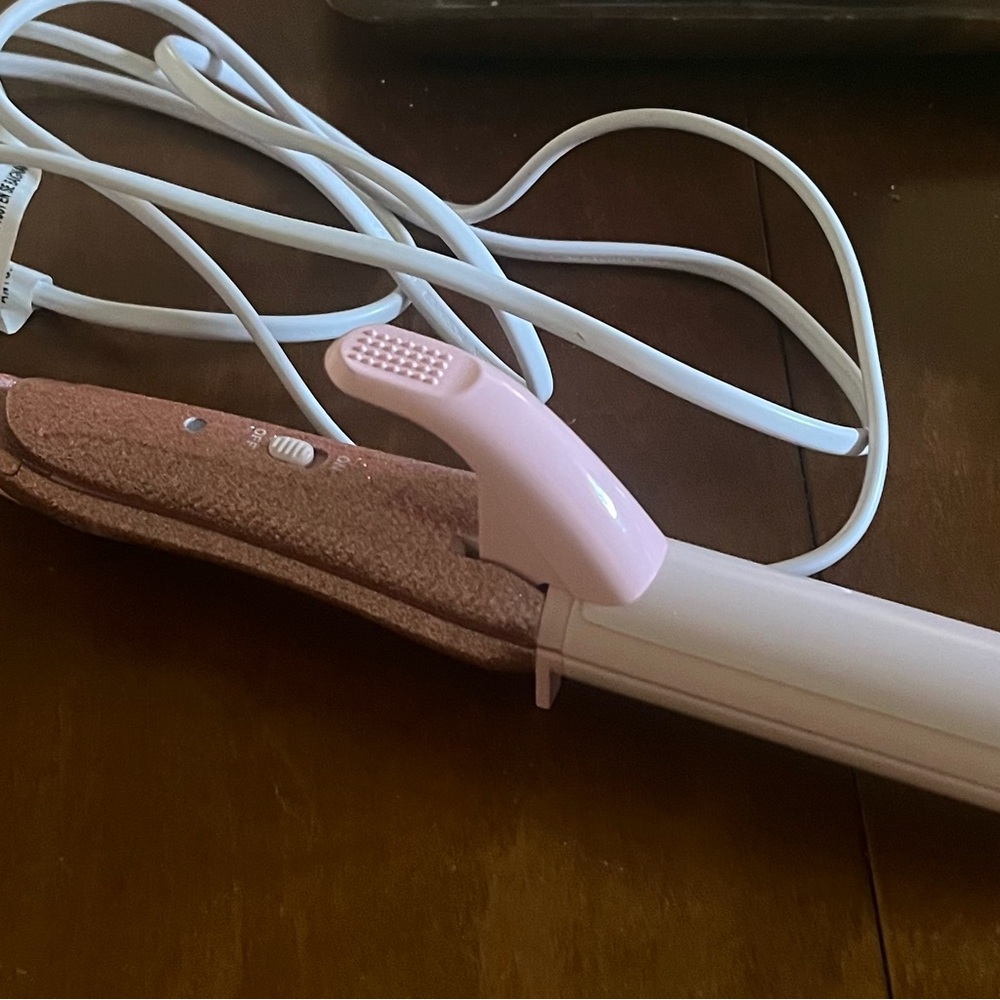The Beachwaver Co. Pink Hair Curler